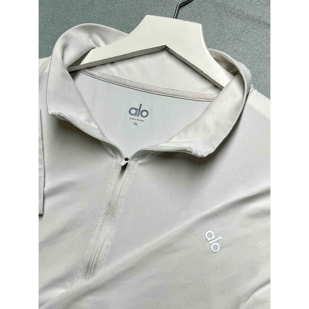 Alo Yoga Mens Quarter Zip Pullover Light Grey Long Sleeve Activewear XL